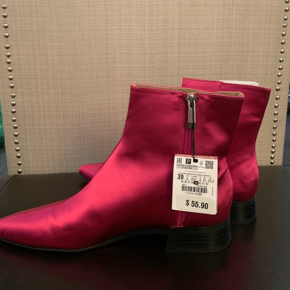 NWT Hot Pink-Ankle Boots Sz 8.5